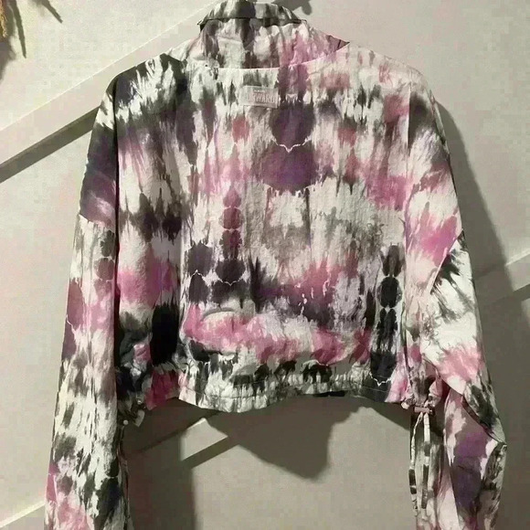 BERSHKA Tie Dye Cropped Zip Up Bomber  Jacket Size M puffed sleeves - Picture 10 of 10